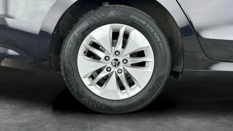Thumbnail image for the Škoda Octavia 1.5 TSI ACT SE