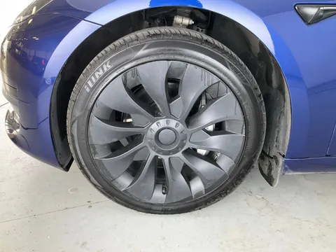 Thumbnail image for the Tesla Model 3 Standard Range Plus   RWD