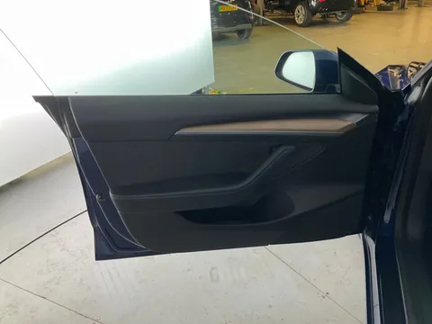 Thumbnail image for the Tesla Model 3 Standard Range Plus   RWD