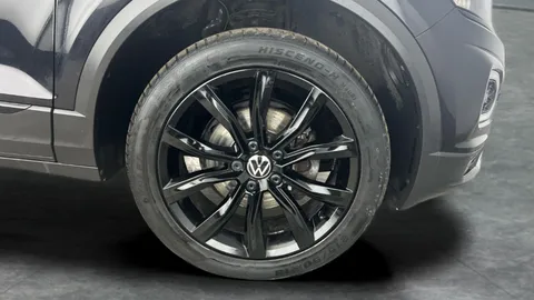 Thumbnail image for the Volkswagen T-Roc 1.5 TSI EVO Black Edition   DSG