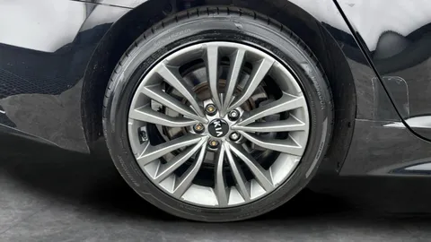 Thumbnail image for the Kia Stinger 2.0 T-GDi GT-Line Gran Turismo