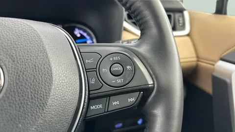 Thumbnail image for the Toyota RAV4 2.5 VVT-h Excel    CVT 4WD