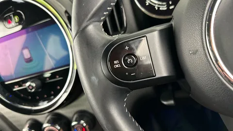 Thumbnail image for the Mini Countryman 1.5 Cooper Exclusive   Steptronic