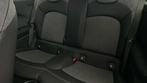 Thumbnail image for the Mini Electric Hatch Cooper SE 32.6kWh Level 2