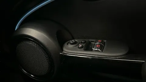 Thumbnail image for the Mini Electric Hatch Cooper SE 32.6kWh Level 2