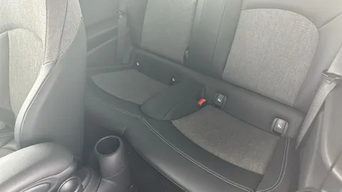 Thumbnail image for the Mini Electric Hatch Cooper SE 32.6kWh Level 2