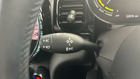 Thumbnail image for the Mini Electric Hatch Cooper SE 32.6kWh Level 2