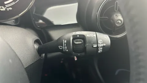 Thumbnail image for the Mini Electric Hatch Cooper SE 32.6kWh Level 2