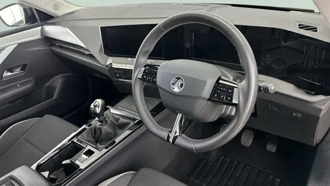 Thumbnail image for the Vauxhall Astra 1.2 Turbo Design