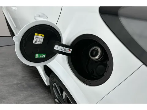Thumbnail image for the Ford Puma 1.0T EcoBoost MHEV ST-Line X First Edition