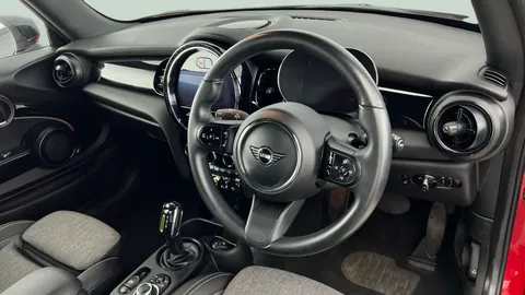 Thumbnail image for the Mini Electric Hatch Cooper SE 32.6kWh Level 2