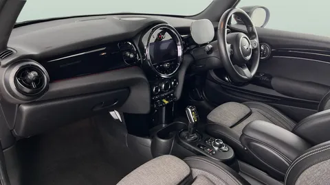 Thumbnail image for the Mini Electric Hatch Cooper SE 32.6kWh Level 2