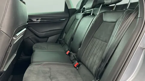 Thumbnail image for the Škoda Karoq 1.0 TSI GPF SE L