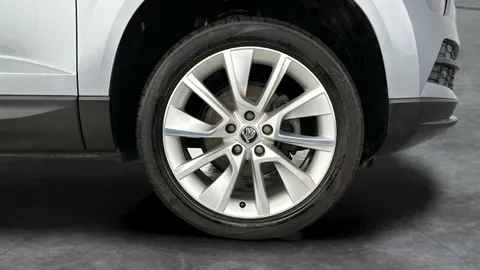 Thumbnail image for the Škoda Karoq 1.0 TSI GPF SE L