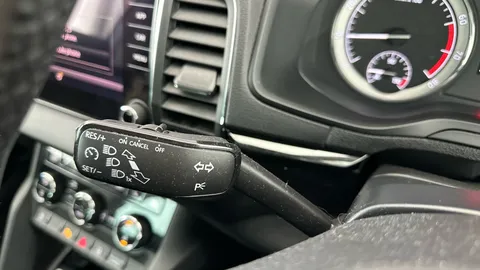 Thumbnail image for the Škoda Karoq 1.0 TSI GPF SE L