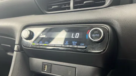 Thumbnail image for the Toyota Yaris 1.5 VVT-h Icon    E-CVT
