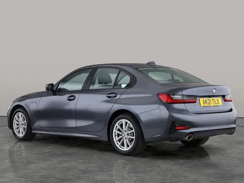 Thumbnail image for the BMW 3 Series 2.0 330e 12kWh SE Pro   Plug-in