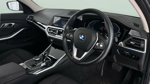 Thumbnail image for the BMW 3 Series 2.0 330e 12kWh SE Pro   Plug-in
