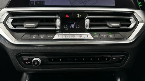 Thumbnail image for the BMW 3 Series 2.0 330e 12kWh SE Pro   Plug-in