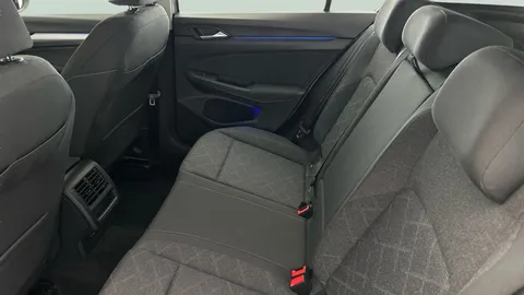 Thumbnail image for the Volkswagen Golf 1.5 TSI Life