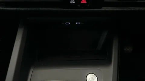 Thumbnail image for the Volkswagen Golf 1.5 TSI Life