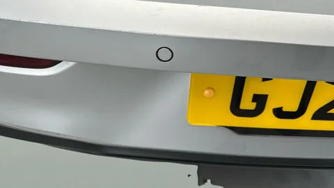 Thumbnail image for the Volkswagen Golf 1.5 TSI Life