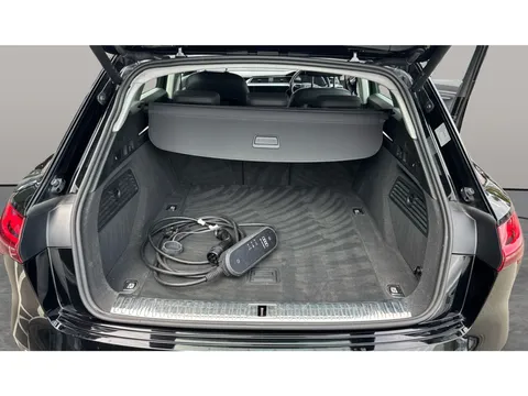 Thumbnail image for the Audi E-Tron 50 Technik   quattro 71.2kWh (11kW Charger)