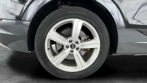 Thumbnail image for the Audi E-Tron 50 Technik   quattro 71.2kWh