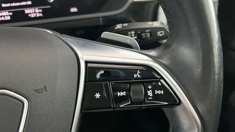 Thumbnail image for the Audi E-Tron 50 Technik   quattro 71.2kWh
