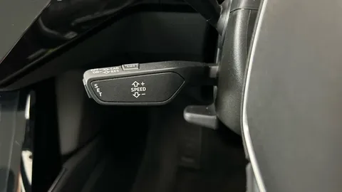 Thumbnail image for the Audi E-Tron 50 Technik   quattro 71.2kWh