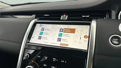 Thumbnail image for the Land Rover Discovery Sport 2.0 D165