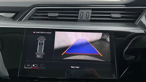 Thumbnail image for the Audi E-Tron 50 Technik   quattro 71.2kWh