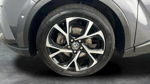Thumbnail image for the Toyota C-HR 1.8 VVT-h GPF Design    CVT