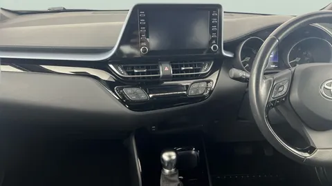 Thumbnail image for the Toyota C-HR 1.8 VVT-h GPF Design    CVT