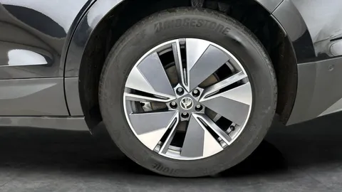 Thumbnail image for the Škoda Enyaq 82kWh 80   (DC125kW)