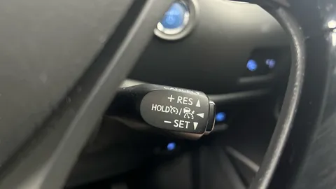 Thumbnail image for the Toyota C-HR 1.8 VVT-h GPF Design    CVT