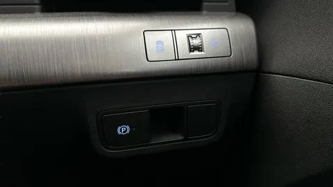 Thumbnail image for the Hyundai Kona 65.4kWh Advance