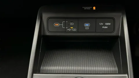 Thumbnail image for the Hyundai Kona 65.4kWh Advance
