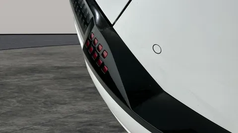 Thumbnail image for the Hyundai Kona 65.4kWh Advance