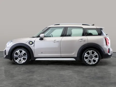 Thumbnail image for the Mini Countryman 1.5 10kWh Cooper SE Exclusive   Plug-in  ALL4