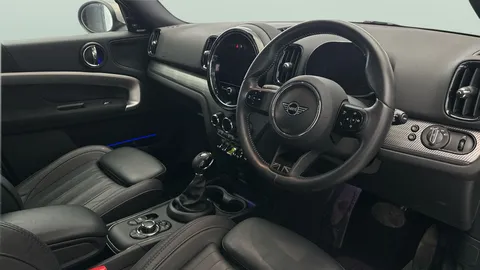 Thumbnail image for the Mini Countryman 1.5 10kWh Cooper SE Exclusive   Plug-in  ALL4