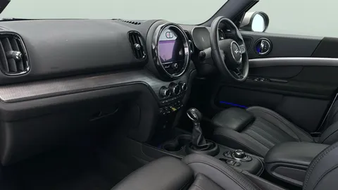 Thumbnail image for the Mini Countryman 1.5 10kWh Cooper SE Exclusive   Plug-in  ALL4