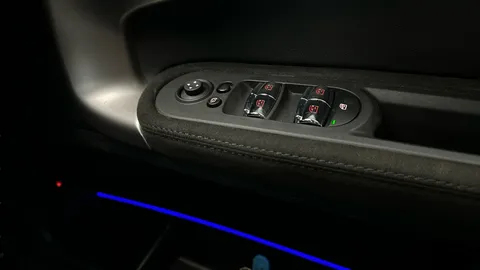 Thumbnail image for the Mini Countryman 1.5 10kWh Cooper SE Exclusive   Plug-in  ALL4