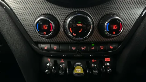 Thumbnail image for the Mini Countryman 1.5 10kWh Cooper SE Exclusive   Plug-in  ALL4