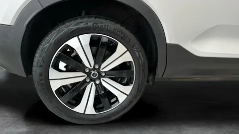 Thumbnail image for the Volvo XC40 Recharge 69kWh Core
