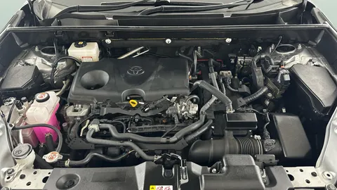 Thumbnail image for the Toyota RAV4 2.5 VVT-h GPF Design    CVT