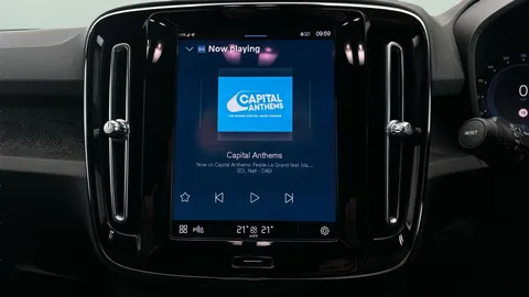 Thumbnail image for the Volvo XC40 Recharge 69kWh Core