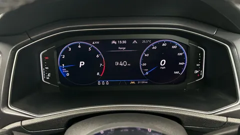 Thumbnail image for the Volkswagen T-Roc 1.5 TSI GPF EVO R-Line   DSG
