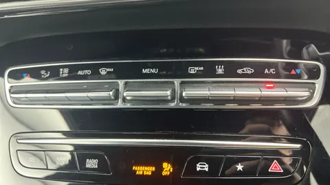 Thumbnail image for the Mercedes-Benz Eqc EQC 400 80kWh AMG Line (Premium)   4MATIC