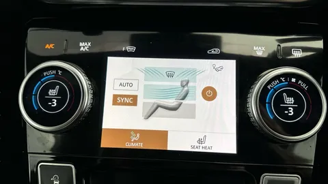 Thumbnail image for the Jaguar I-Pace 400 90kWh HSE Black   4WD
